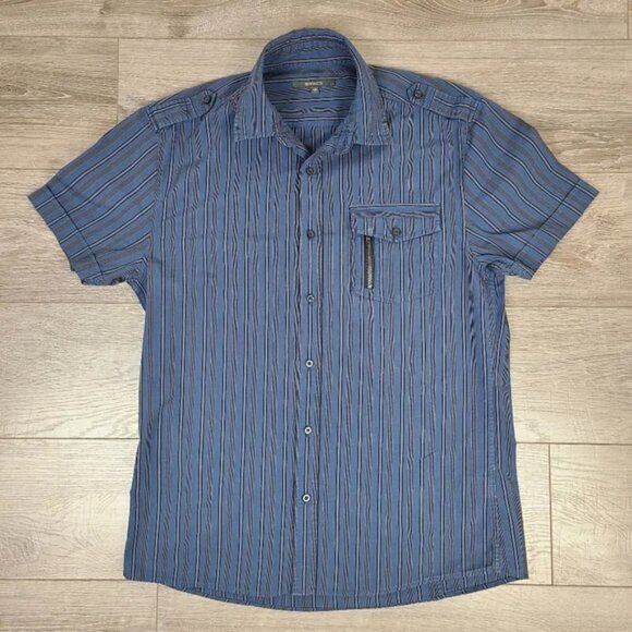 RW&CO Men's Navy Blue Striped Short Sleeve Button Down Shirt Medium - Picture 2 of 16